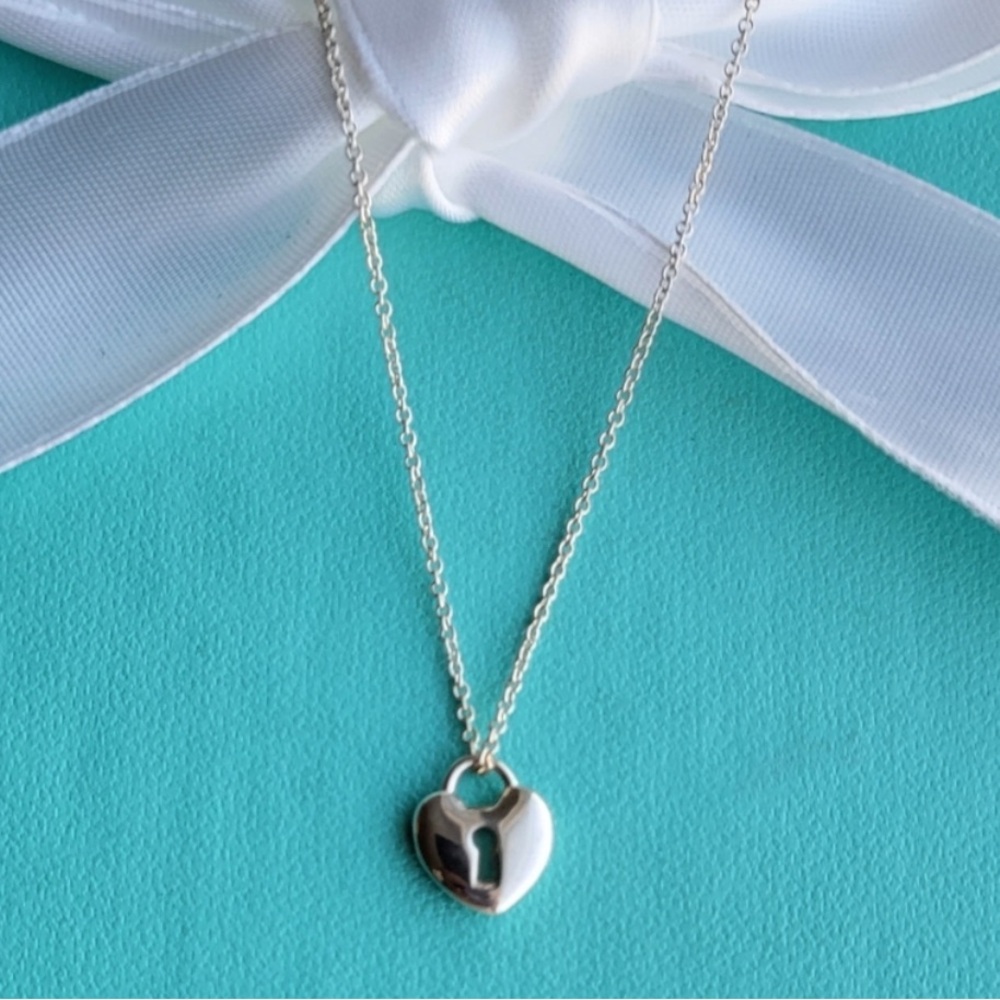 Tiffany & Co Silver Heart Pendant Necklace